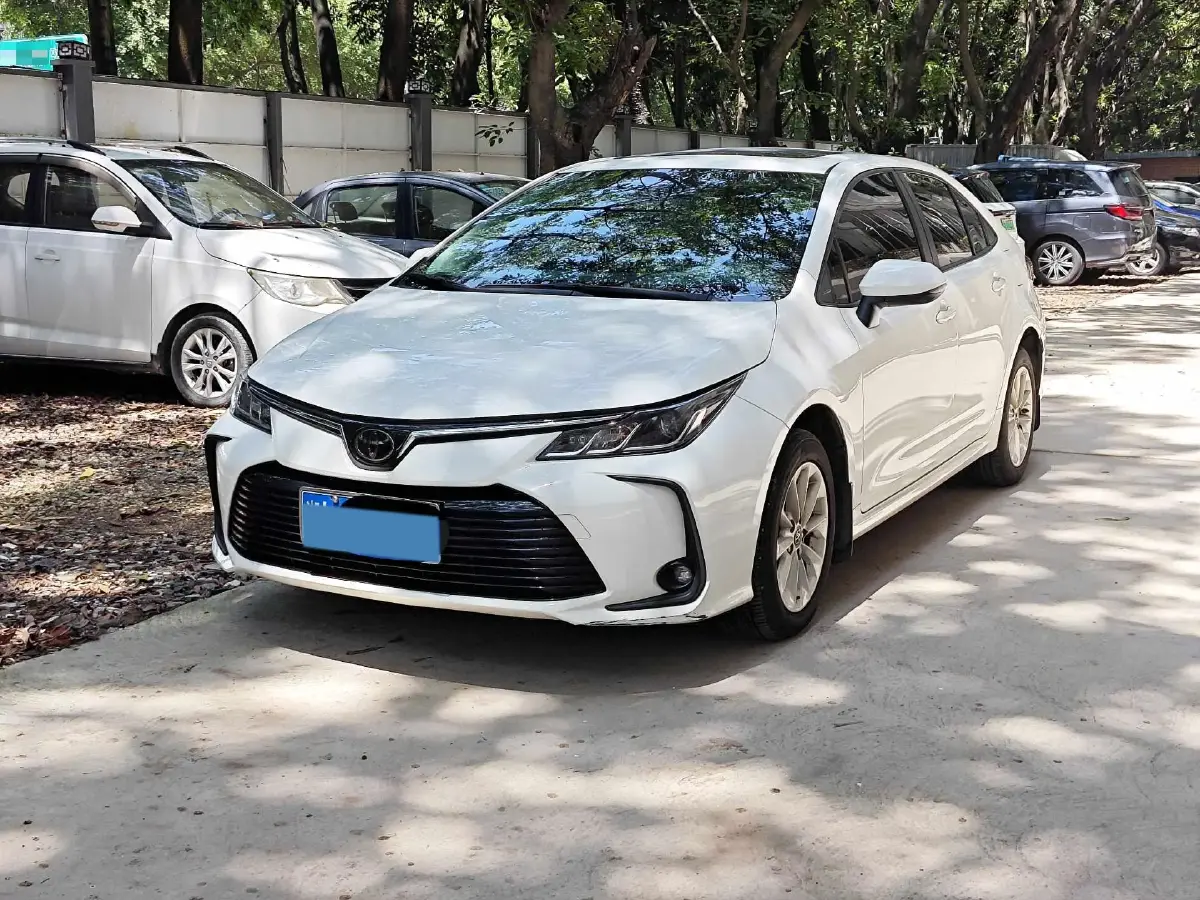 2021 Toyota Corolla 1.2T 116HP L4 CVT