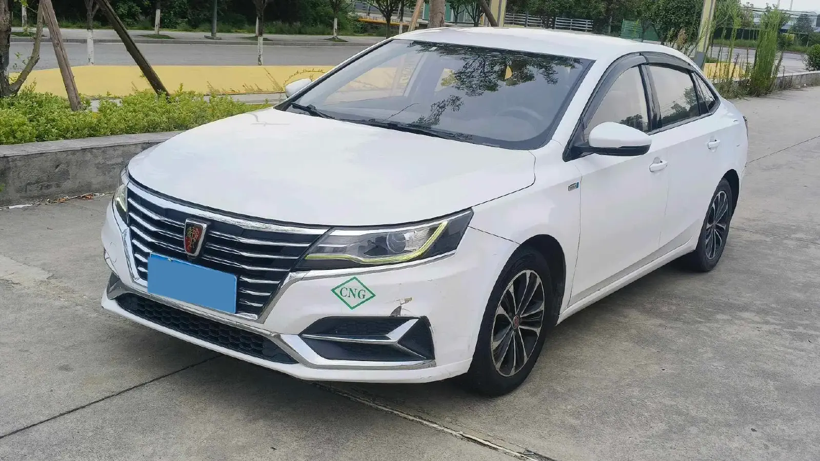 2020 Roewe i6 1.6L 125HP L4 CVT