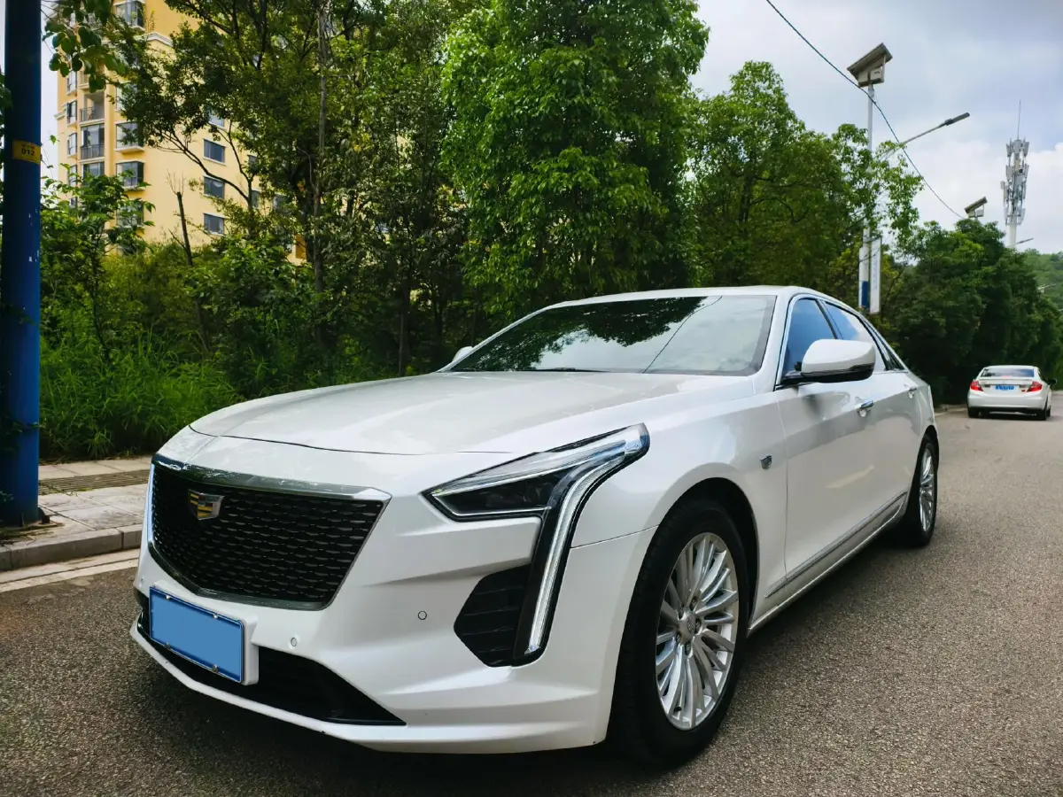 2020 Cadillac CT6 2.0T 241HP L4 10AT