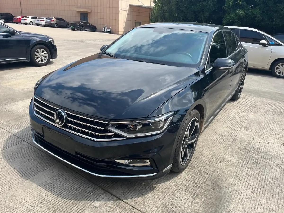 2023 Volkswagen Magotan 2.0T 186HP L4 7DCT