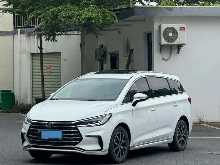2022 BYD Song MAX 1.5L 110HP L4 E-CVT PHEV 18.3KWH