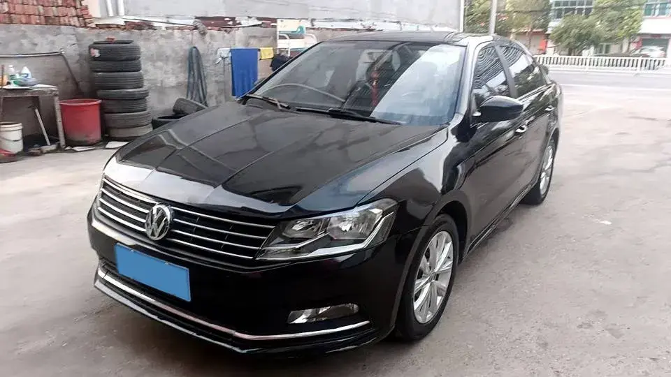 2017 Volkswagen Lavida 1.6L 110HP L4 5MT