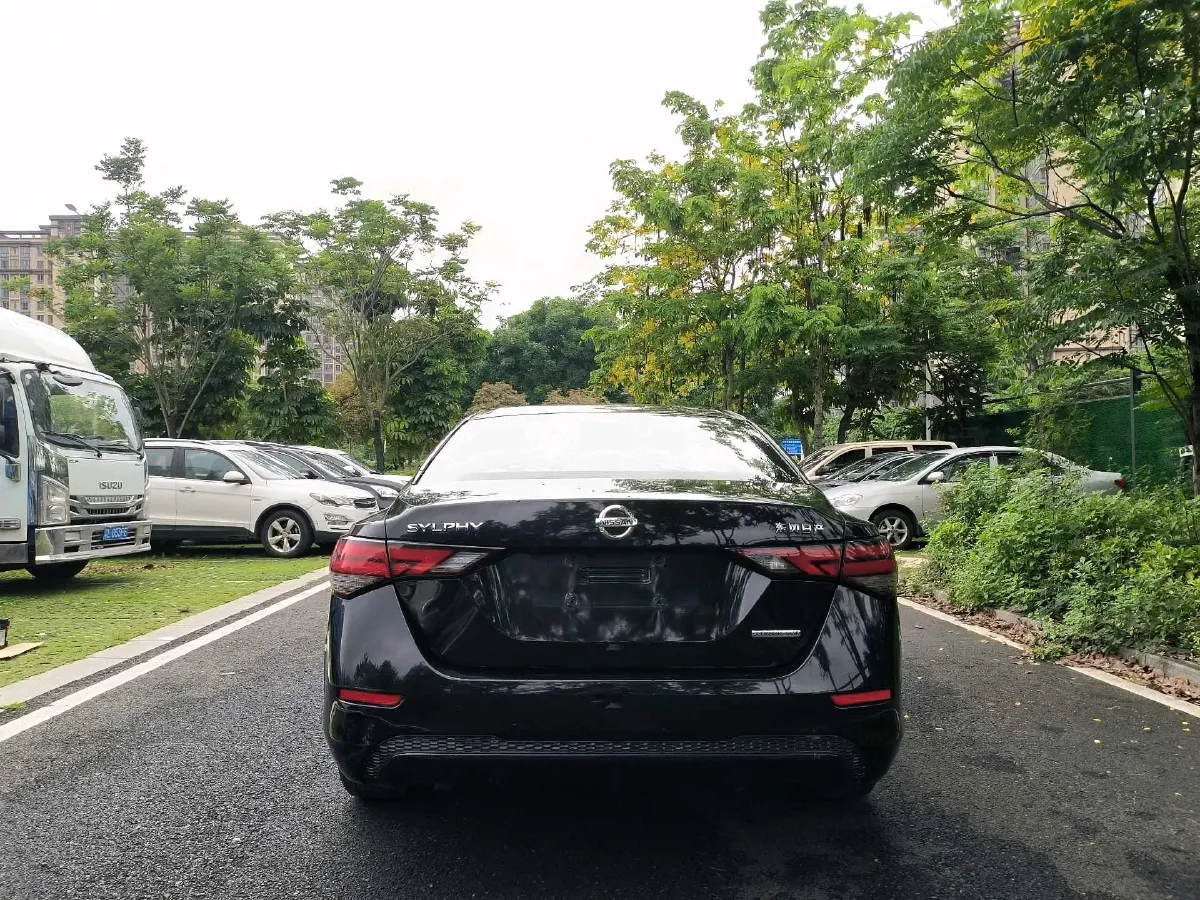 2020 Nissan Sylphy 1.6L 139HP L4 5MT,autocango,china used car exporter,china ev exporter,chinese used car exporter,chinese used ev exporter