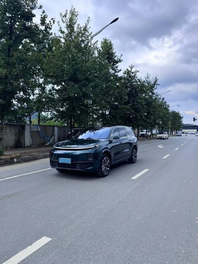 2022 Li L9 Range Extended 154HP REEV 42.6KWH