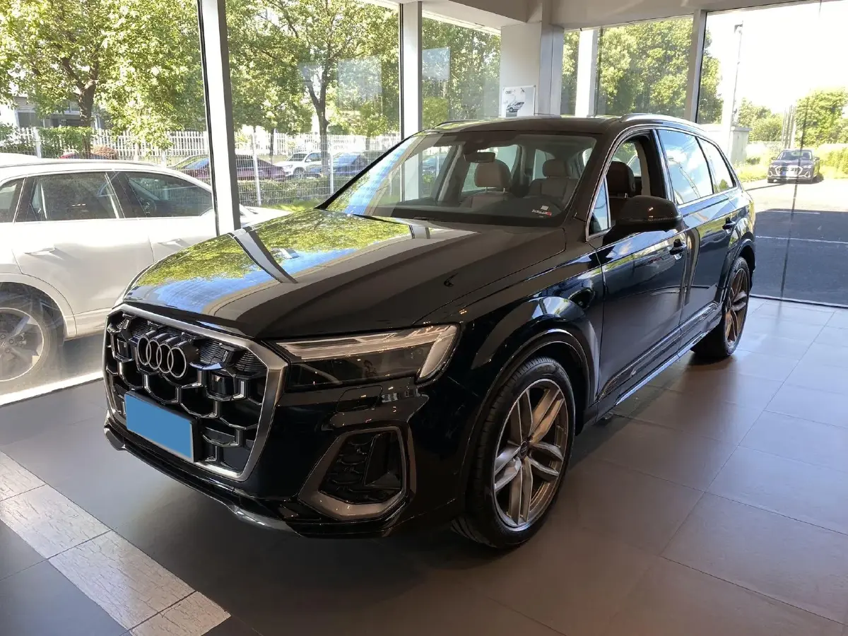 2024 Audi Q7 2.0T 265HP L4 8AT