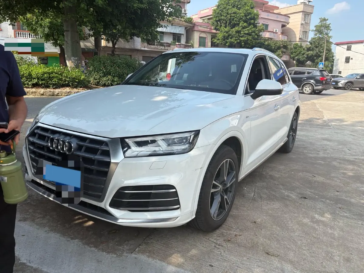 2020 Audi Q5L 2.0T 190HP L4 7DCT