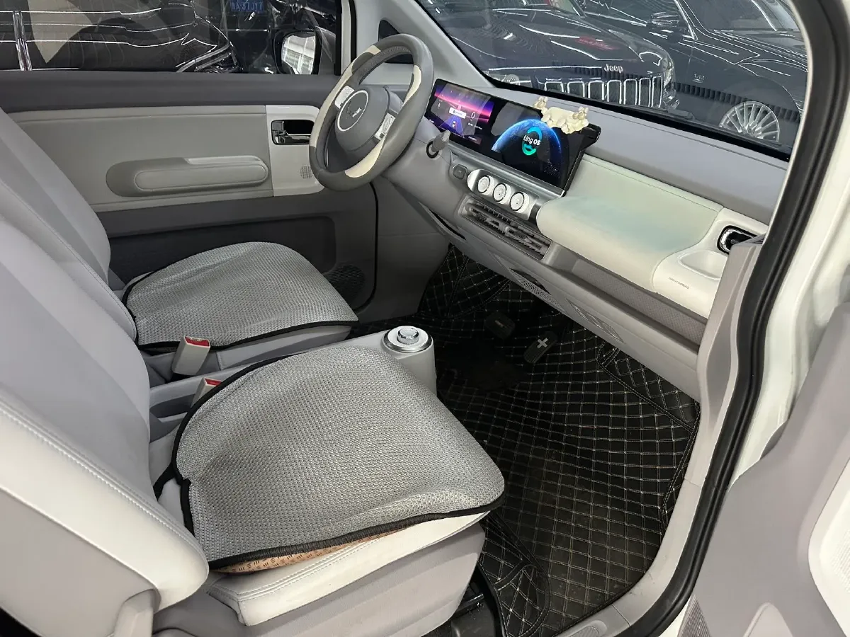 2023 WuLing Air ev BEV 28.4KWH,autocango,china used car exporter,china ev exporter,chinese used car exporter,chinese used ev exporter