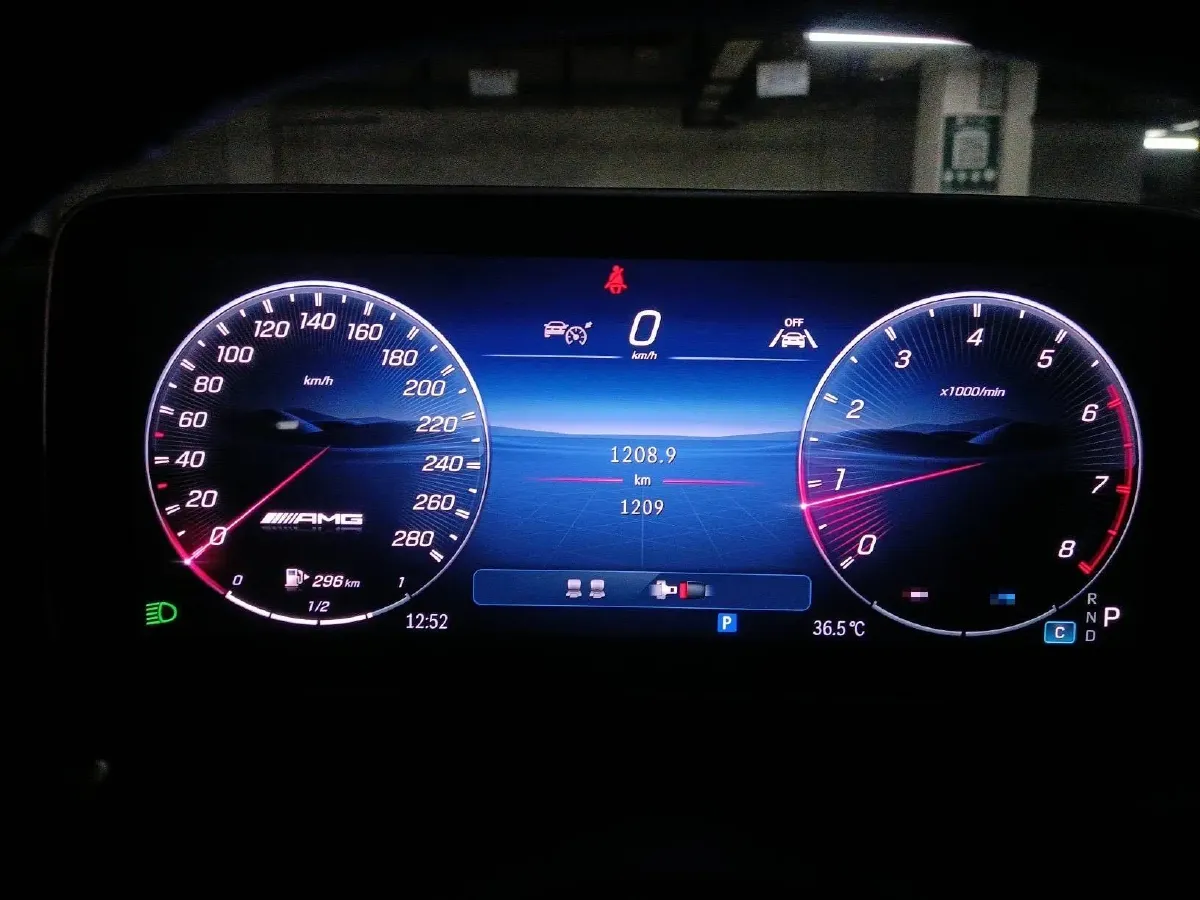 2025 Mercedes-Benz CLE AMG 3.0T 449HP L6 9AT,autocango,china used car exporter,china ev exporter,chinese used car exporter,chinese used ev exporter