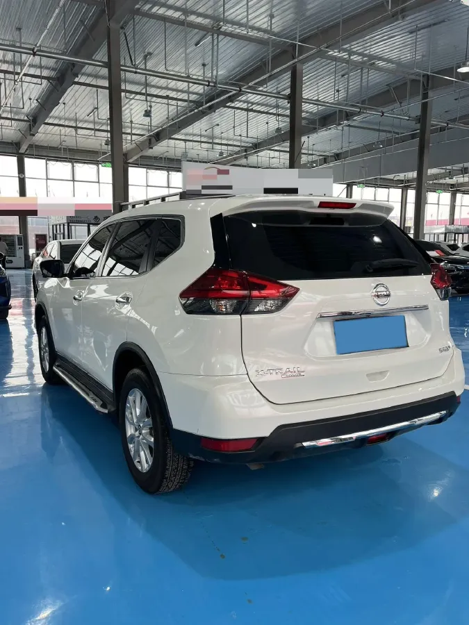 2022 Nissan X-Trail 2.0L 151HP L4 CVT,autocango,china used car exporter,china ev exporter,chinese used car exporter,chinese used ev exporter