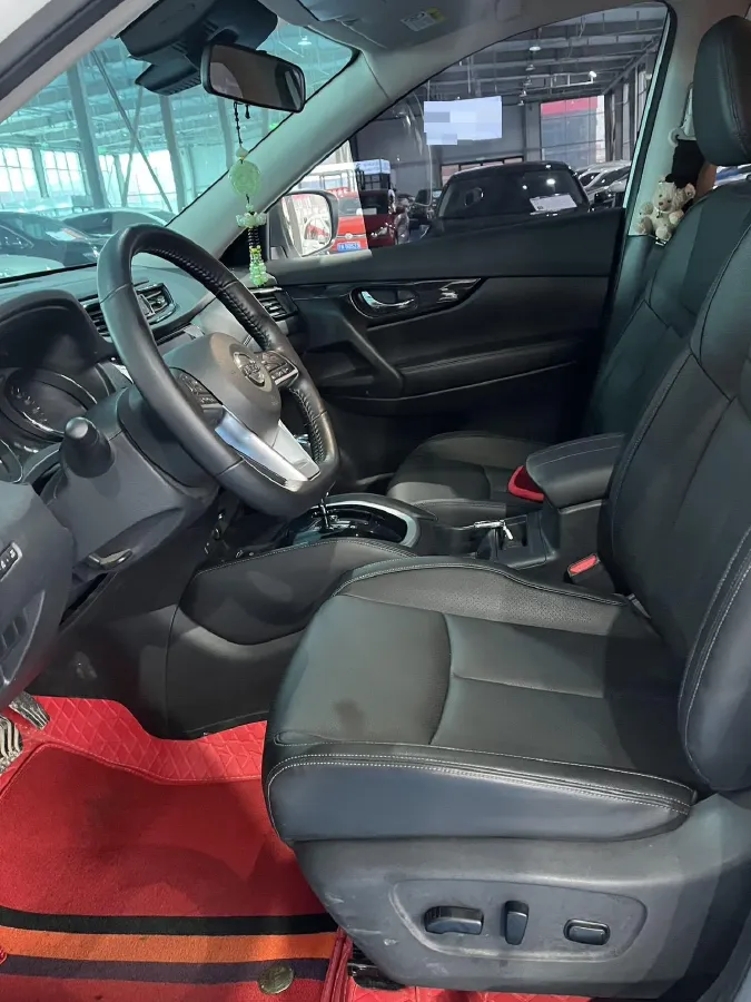 2022 Nissan X-Trail 2.0L 151HP L4 CVT,autocango,china used car exporter,china ev exporter,chinese used car exporter,chinese used ev exporter