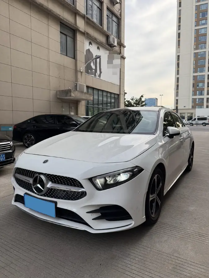 2022 Mercedes-Benz A Class 1.3T 163HP L4 7DCT