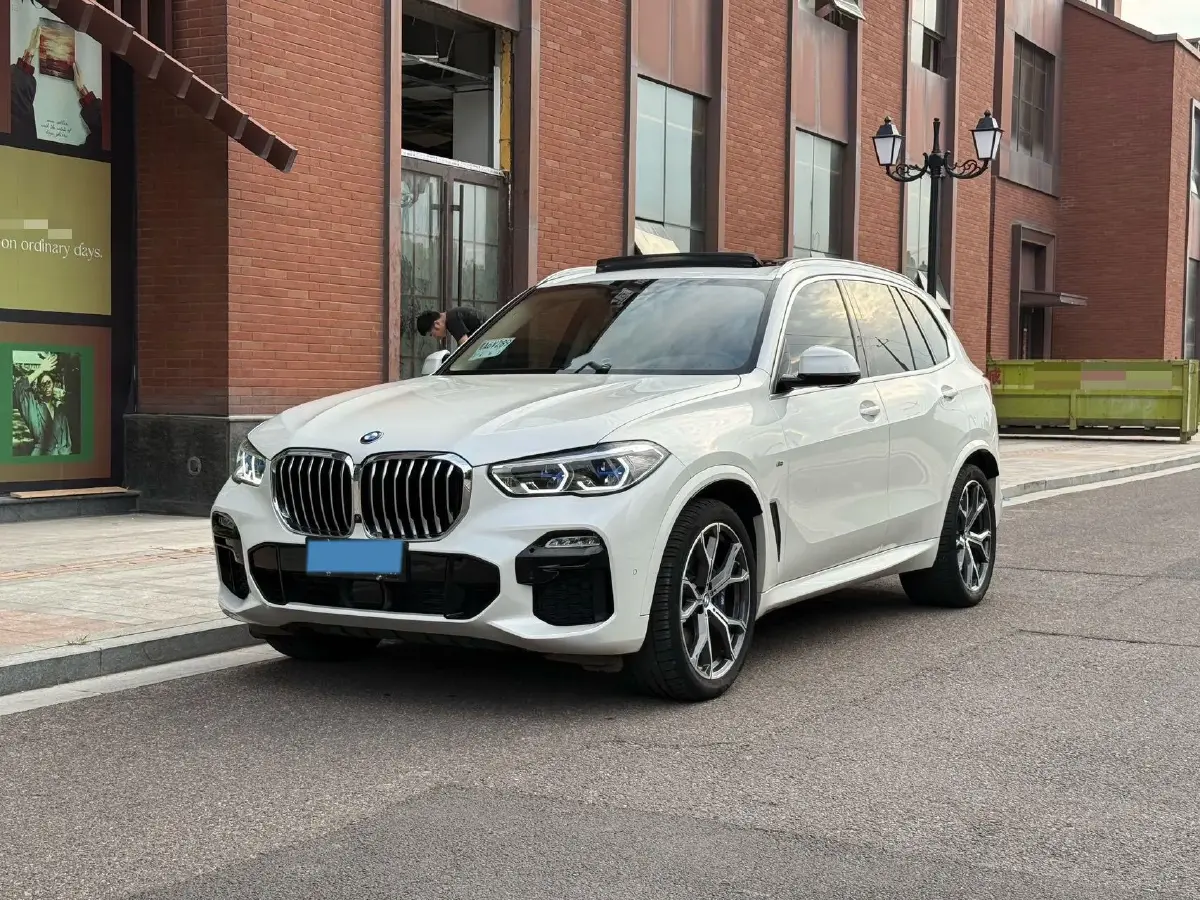 2020 BMW X5 3.0T 340HP L6 8AT