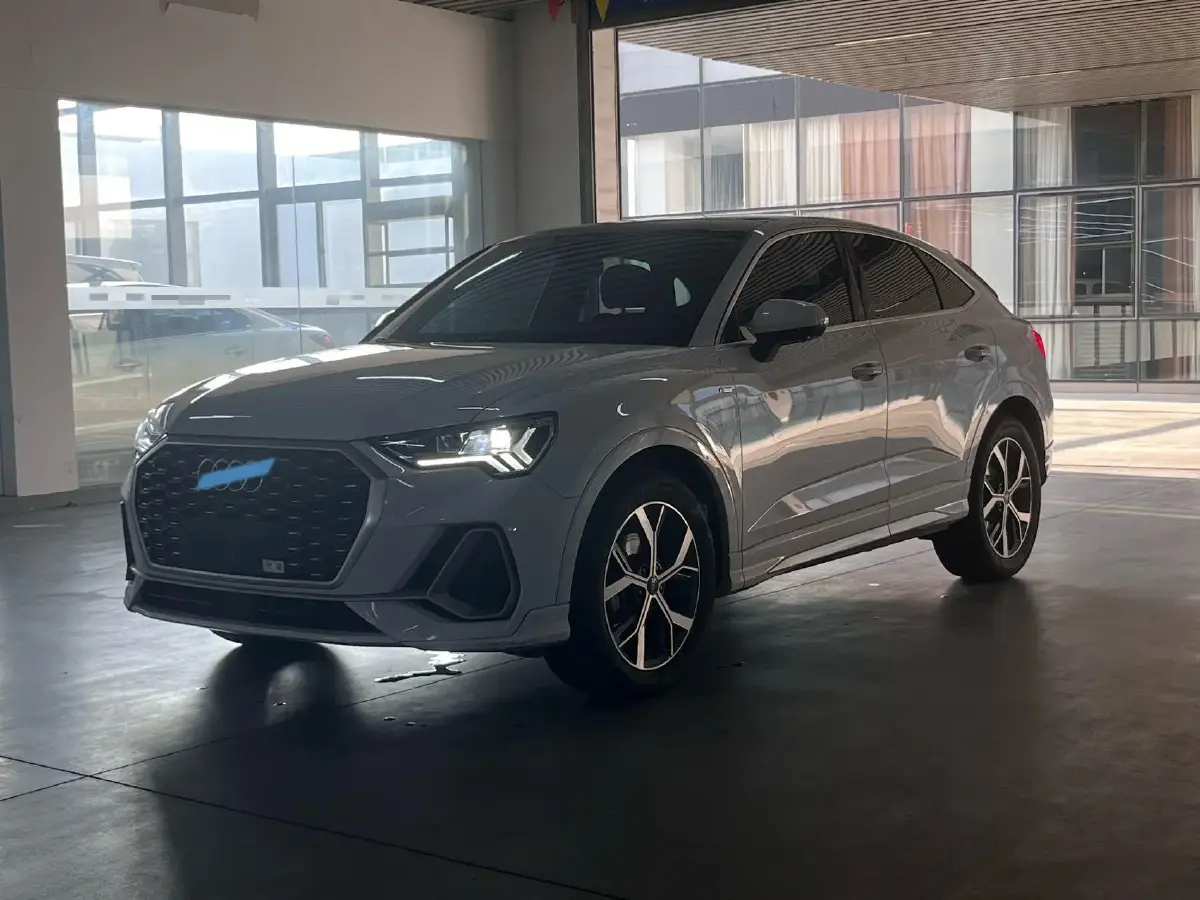 2021 Audi Q3 Sportback 2.0T 186HP L4 7DCT