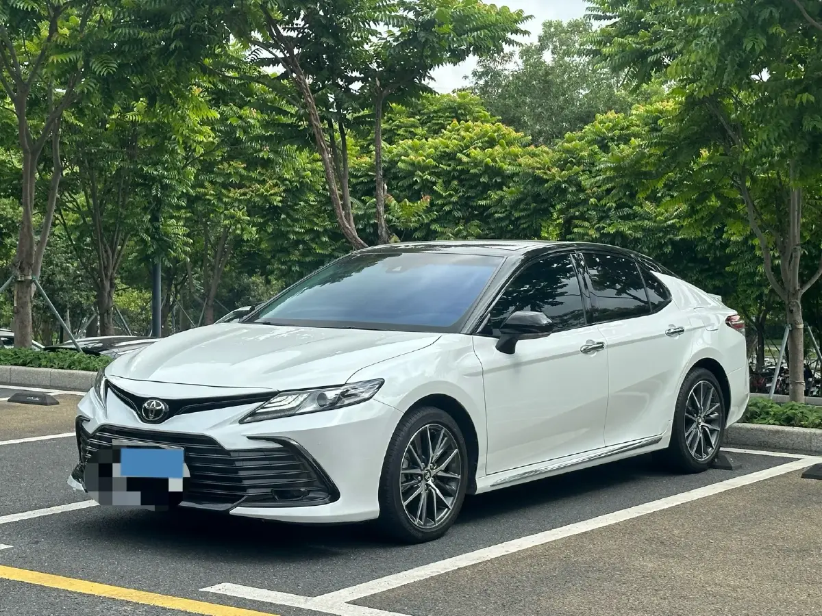 2023 Toyota Camry 2.5L 207HP L4 8AT