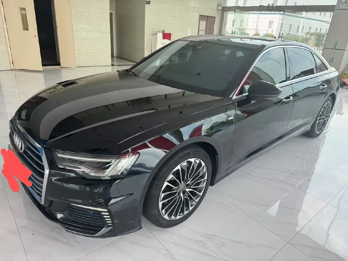 2020 Audi A6L 2.0T 252HP L4 7DCT PHEV 14.1KWH