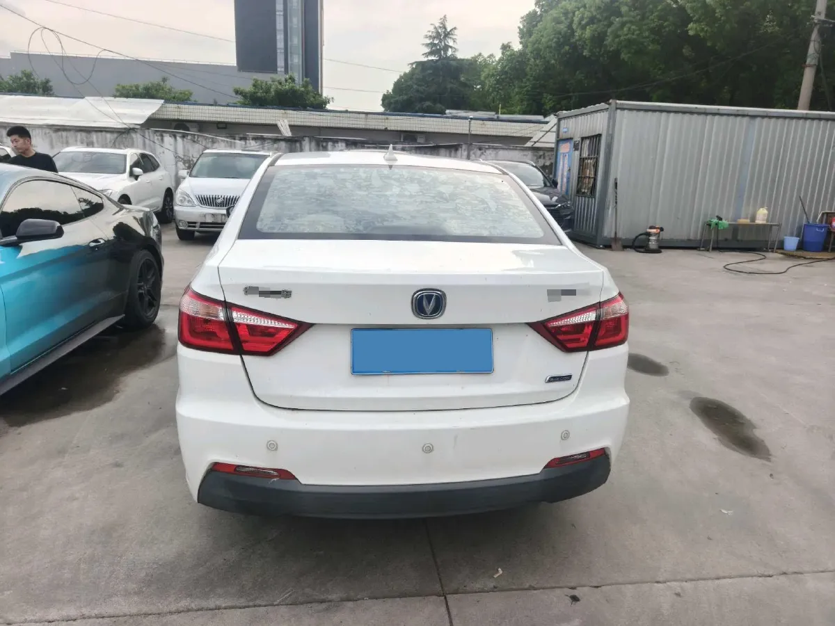 2015 ChangAn Alsvin V7 1.6L 124HP L4 5MT,autocango,china used car exporter,china ev exporter,chinese used car exporter,chinese used ev exporter