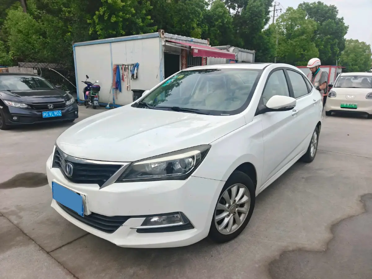 2015 ChangAn Alsvin V7 1.6L 124HP L4 5MT
