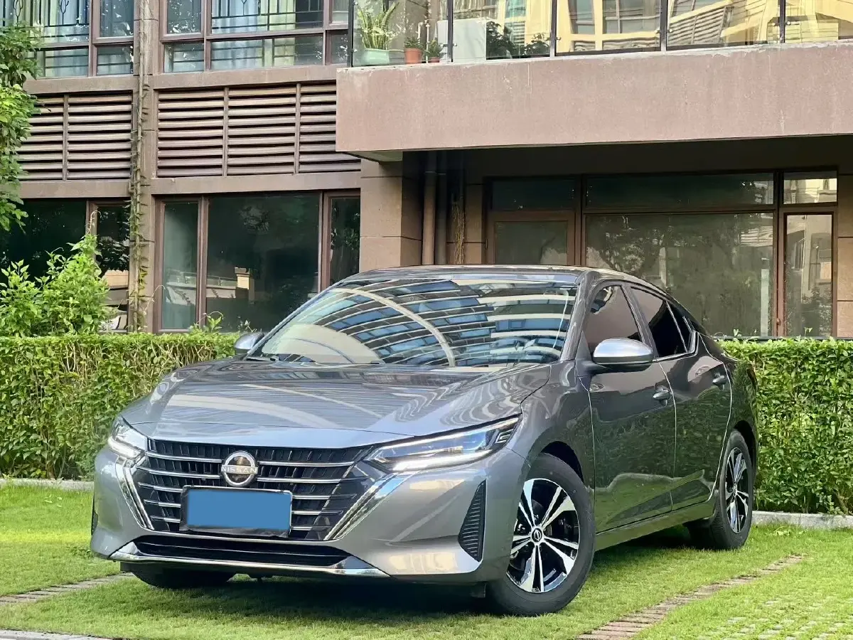 2023 Nissan Sylphy 1.6L 135HP L4 CVT