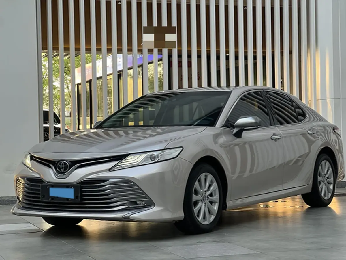 2018 Toyota Camry 2.0L 169HP L4 6AT