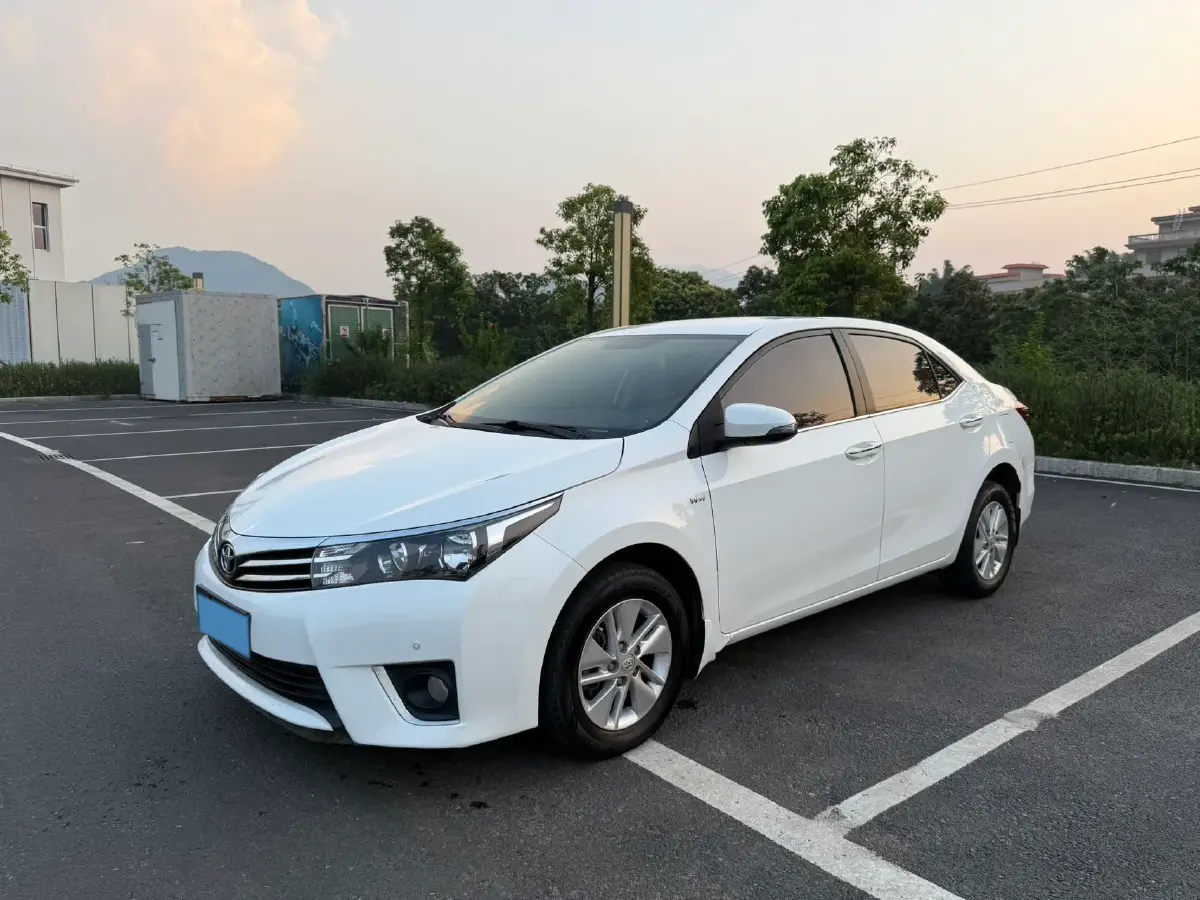 2017 Toyota Corolla 1.2T 116HP L4 6MT