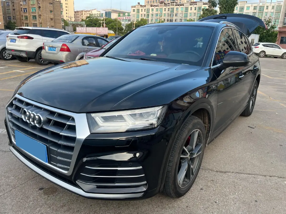 2020 Audi Q5L 2.0T 190HP L4 7DCT