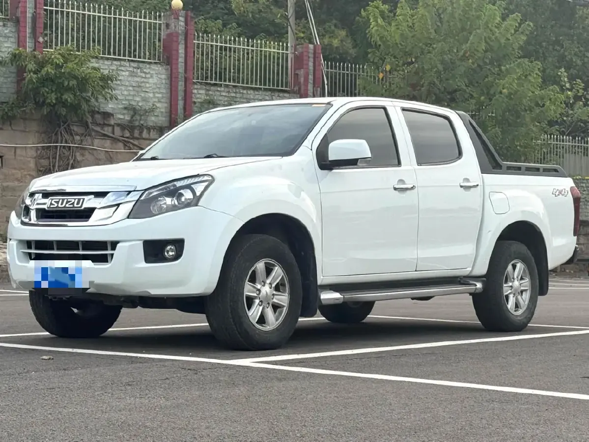 2020 Isuzu LingTuo 2.5T 150HP L4 6AT