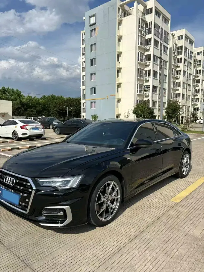 2020 Audi A6L 2.0T 190HP L4 7DCT