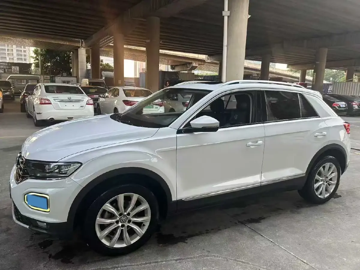 2019 Volkswagen T-Roc 1.4T 150HP L4 7DCT