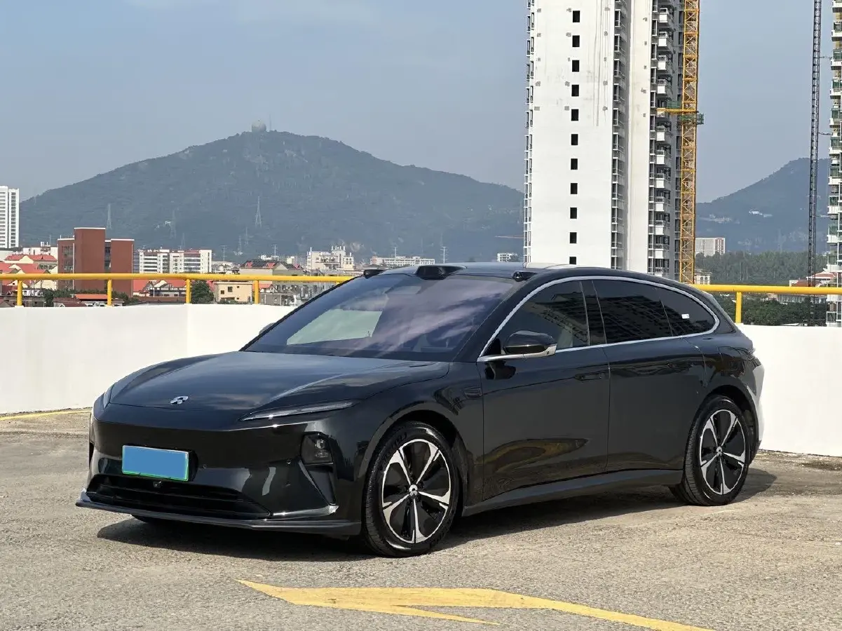 2024 NIO ET5T BEV 75KWH