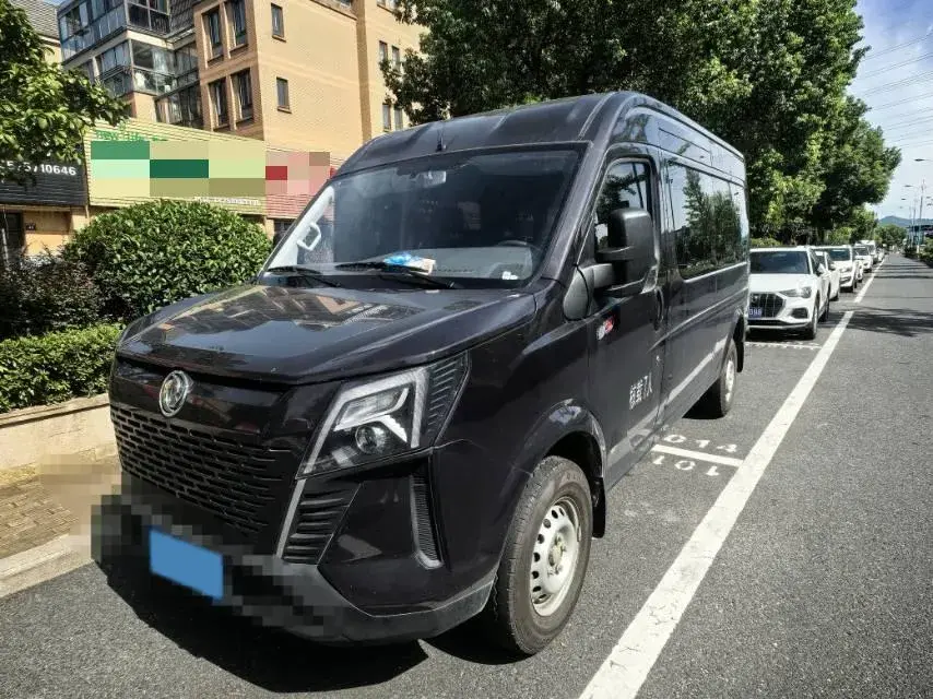 2023 DongFeng DFAC YuFeng 2.0T 136HP L4 6MT