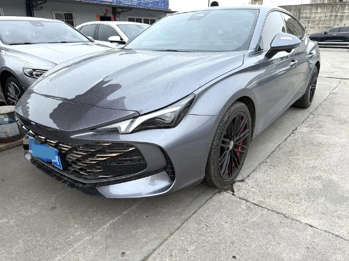 2023 MG 7 1.5T 188HP L4 7DCT