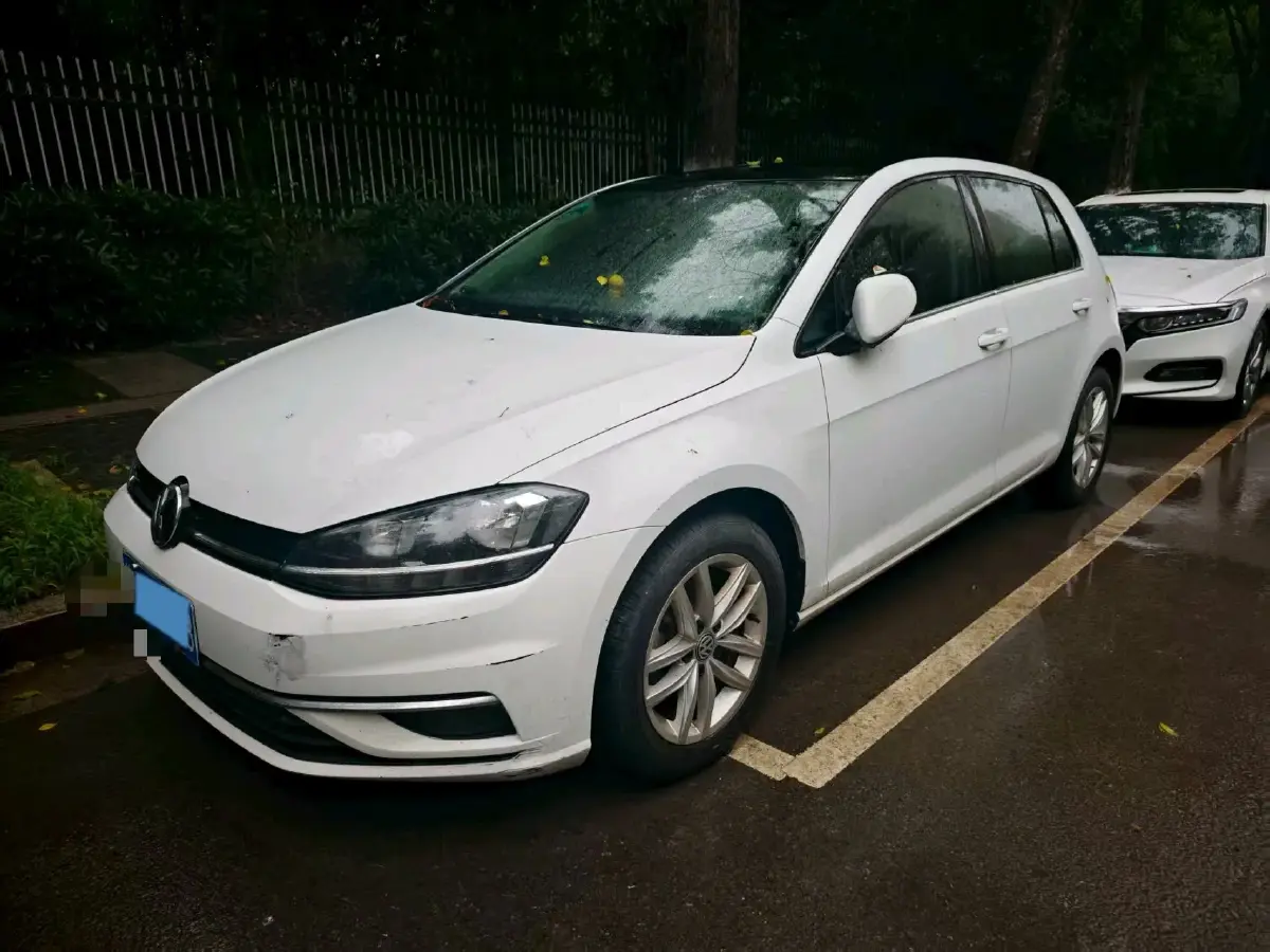 2018 Volkswagen Golf 1.6L 110HP L4 6AT