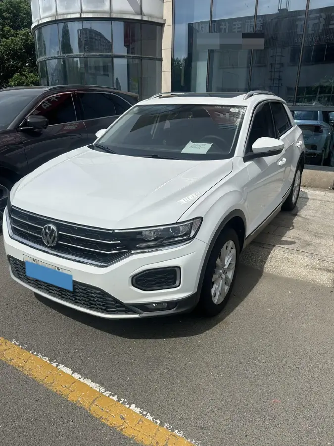 2020 Volkswagen T-Roc 1.4T 150HP L4 7DCT