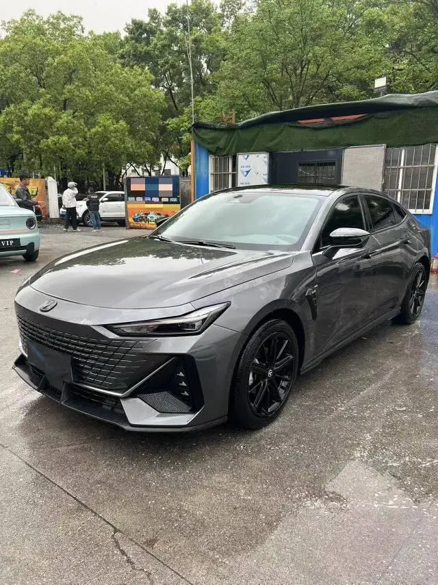 2023 ChangAn UNI-V 1.5T 188HP L4 7DCT