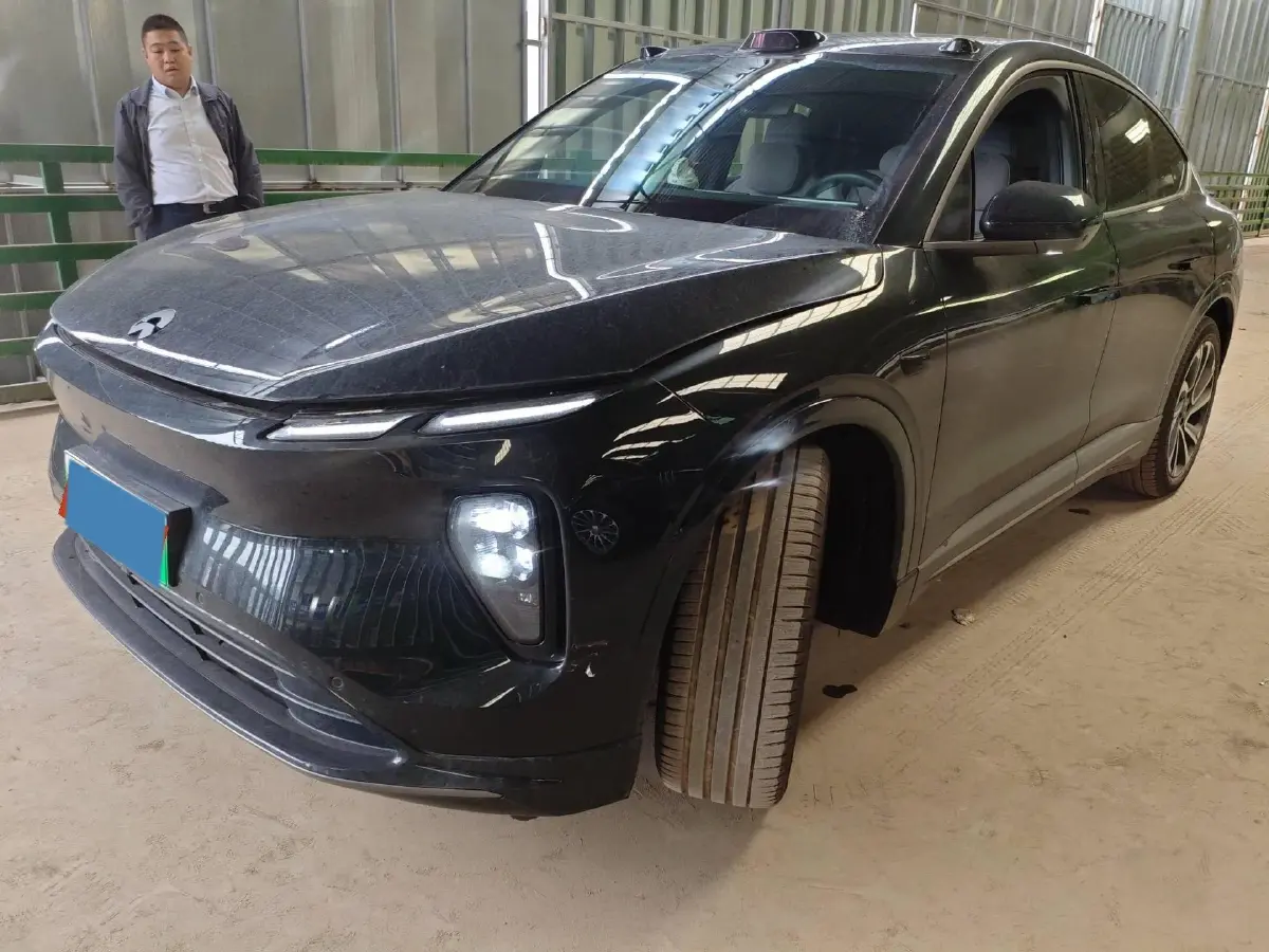 2023 NIO EC6 BEV 75KWH