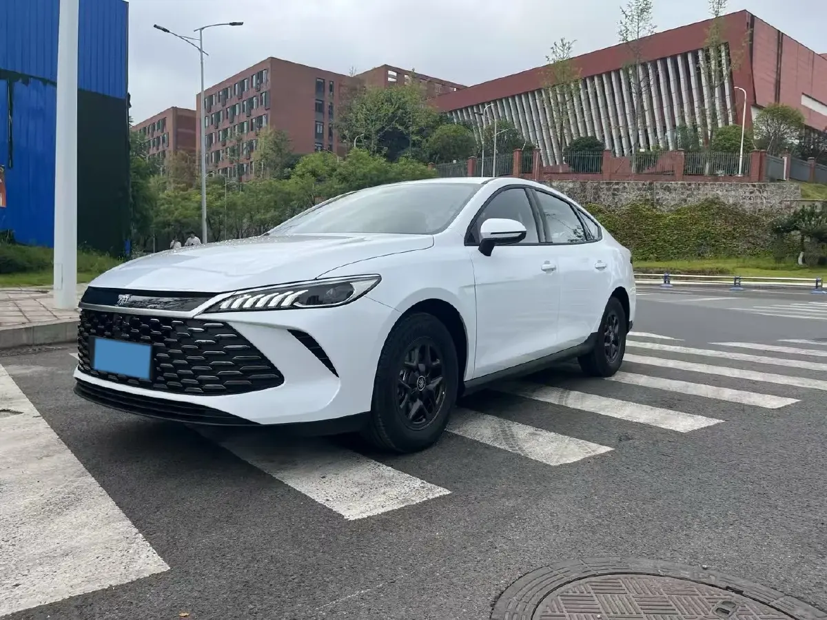 2025 BYD Qin Plus 1.5L 101HP L4 E-CVT PHEV 7.68KWH