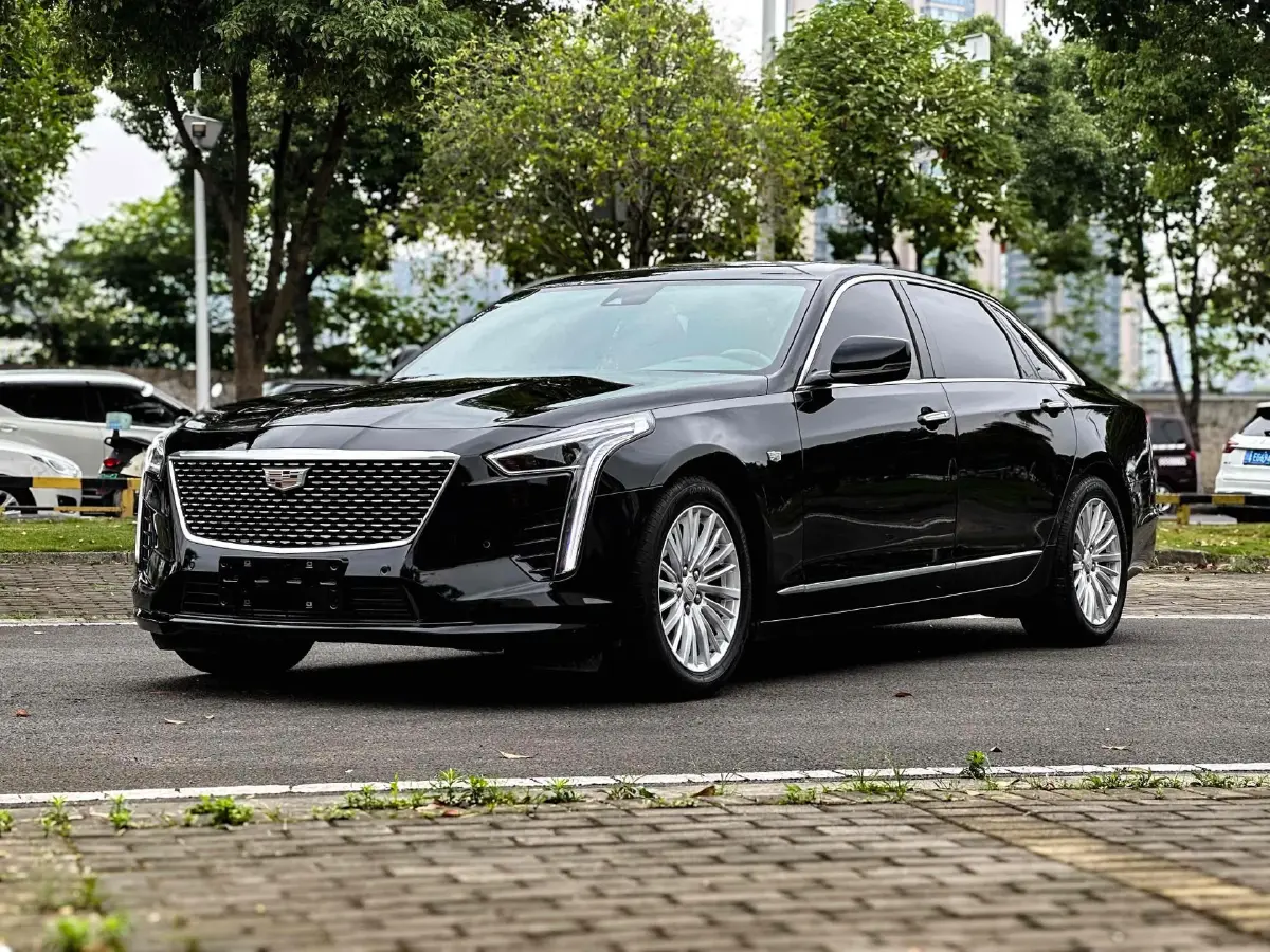 2022 Cadillac CT6 2.0T 237HP L4 10AT