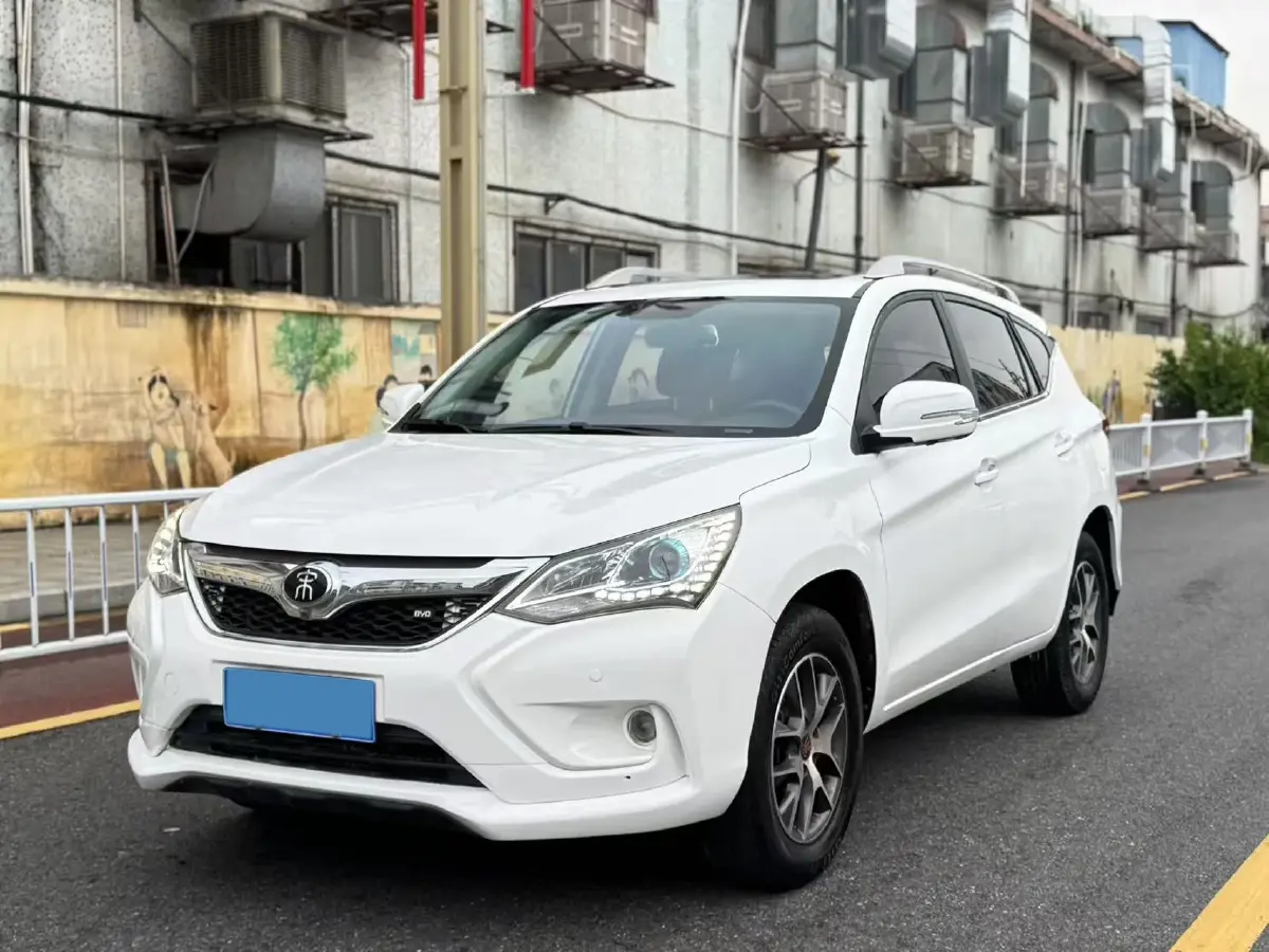 2017 BYD Song 1.5T 154HP L4 6MT