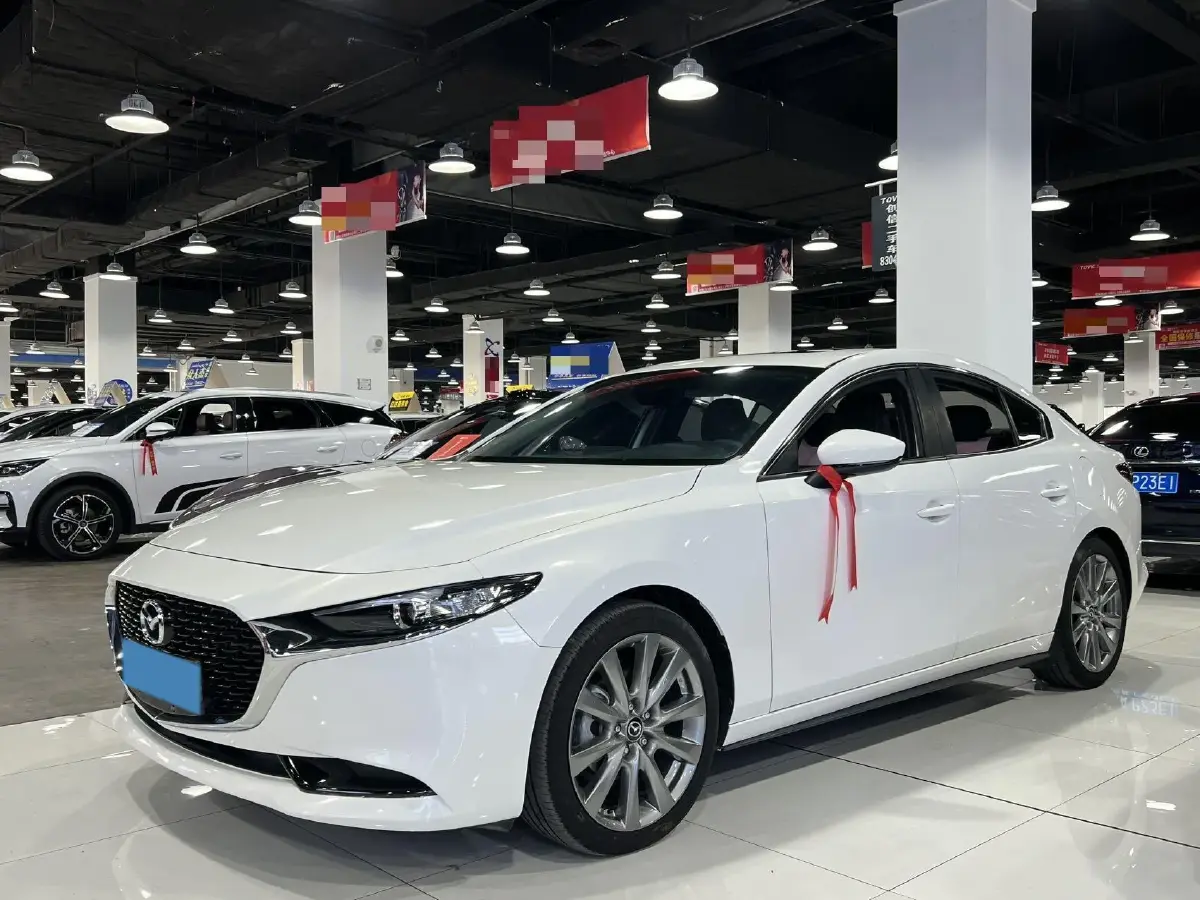 2021 Mazda 3 Axela 2.0L 158HP L4 6AT