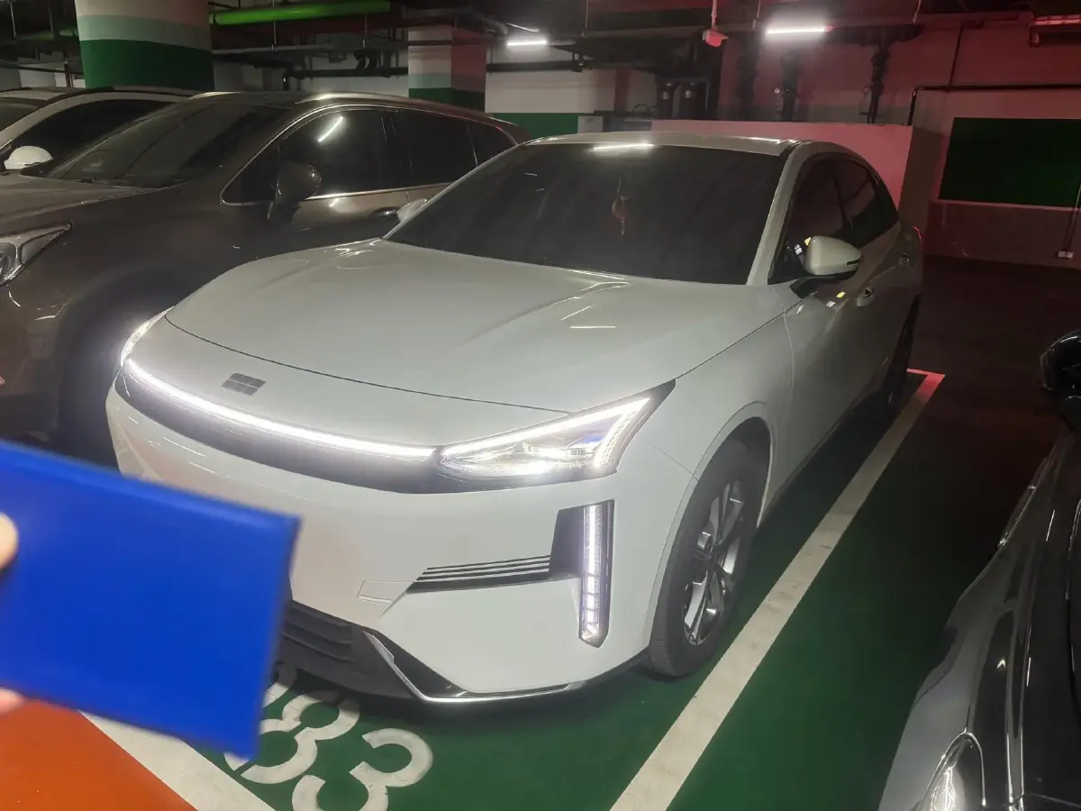 2025 Geely Galaxy L6 1.5L 112HP L4 1DHT PHEV 19.09KWH