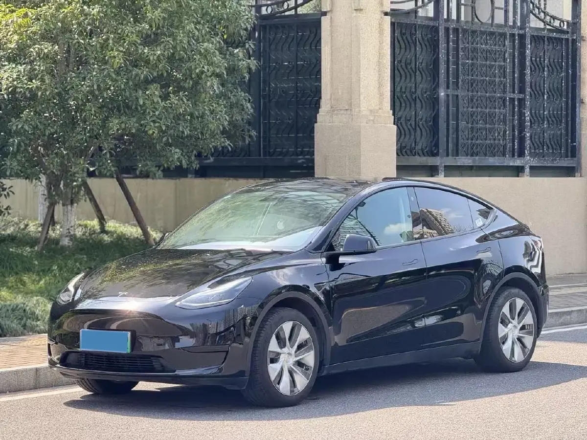 2021 Tesla Model Y BEV 60KWH