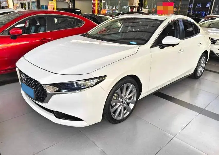 2020 Mazda 3 Axela 2.0L 158HP L4 6AT