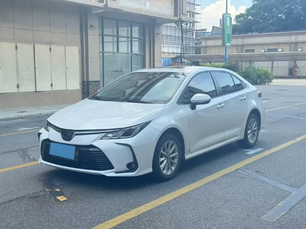 2021 Toyota Corolla 1.2T 116HP L4 CVT