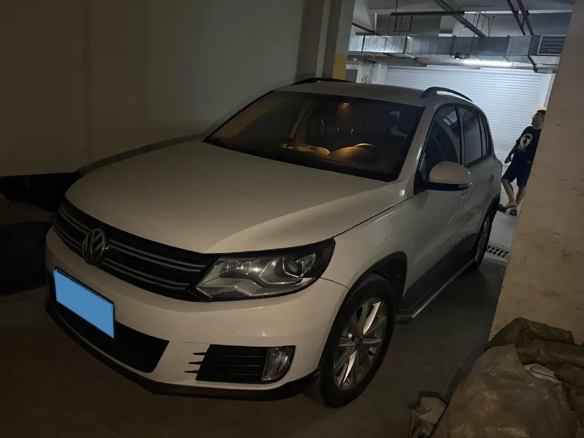2016 Volkswagen Tiguan 1.4T 150HP L4 6DCT