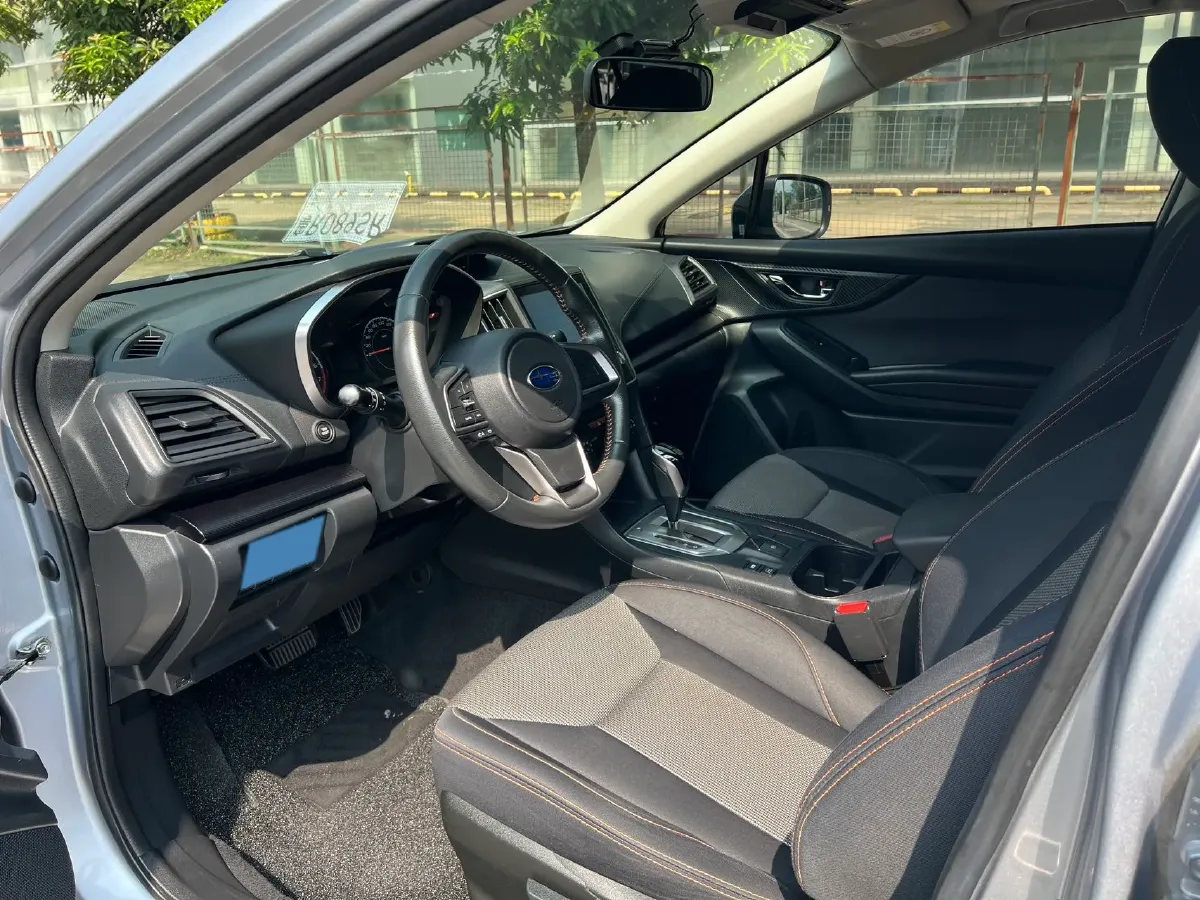 2018 Subaru XV 2.0L 156HP H4 CVT,autocango,china used car exporter,china ev exporter,chinese used car exporter,chinese used ev exporter