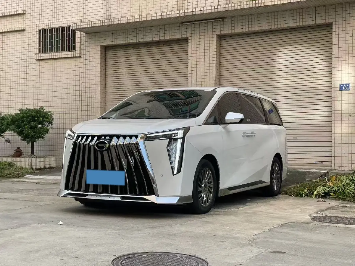 2023 GAC Trumpchi M8 2.0T 252HP L4 8AT