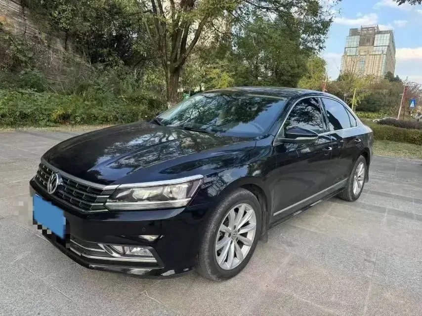 2019 Volkswagen Passat 2.0T 186HP L4 7DCT