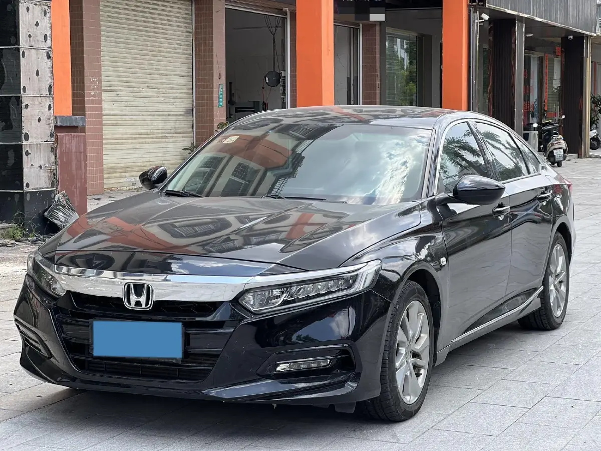 2018 Honda Accord 1.5T 177HP L4 CVT