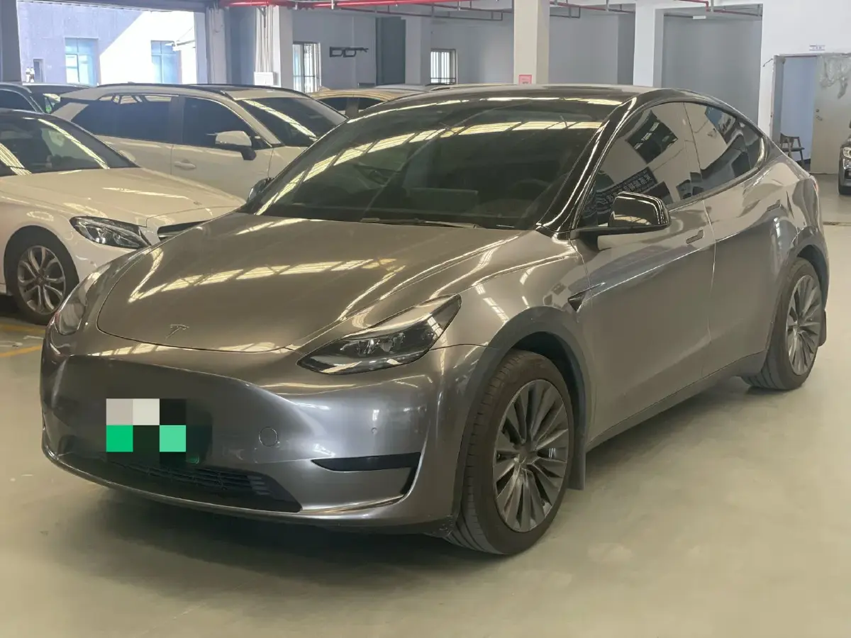 2022 Tesla Model Y BEV 60KWH