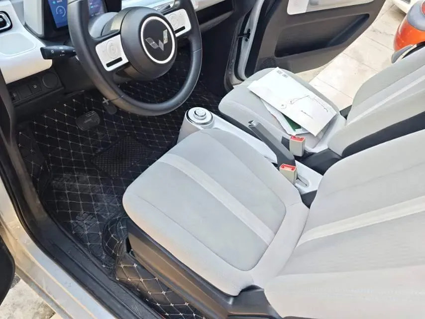 2023 WuLing Air ev BEV 28.4KWH,autocango,china used car exporter,china ev exporter,chinese used car exporter,chinese used ev exporter